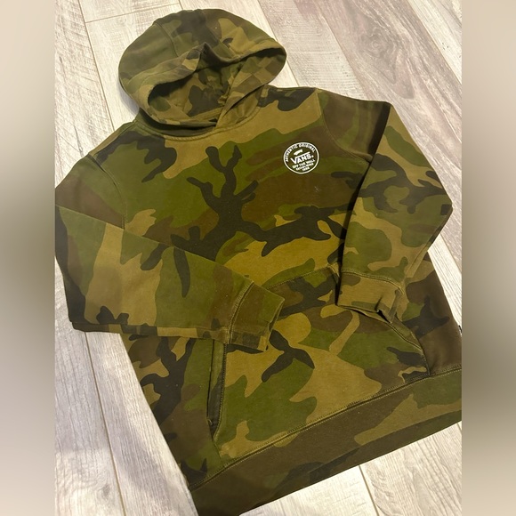 Vans Other - Vans Medium Camo Hoodie